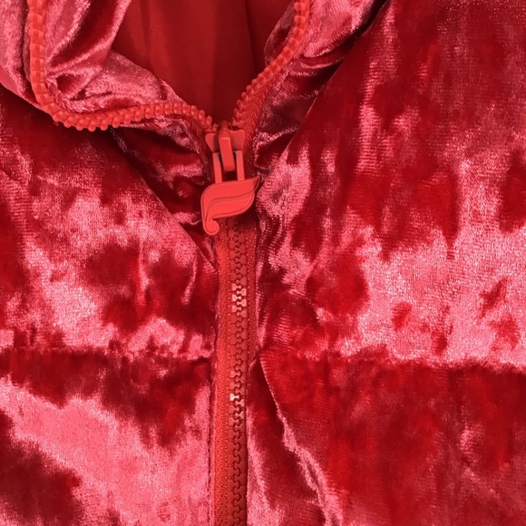 Fabletics Wander Crushed Velour Cropped Puffer Jacket Strawberry Red Size Med - Picture 8 of 10